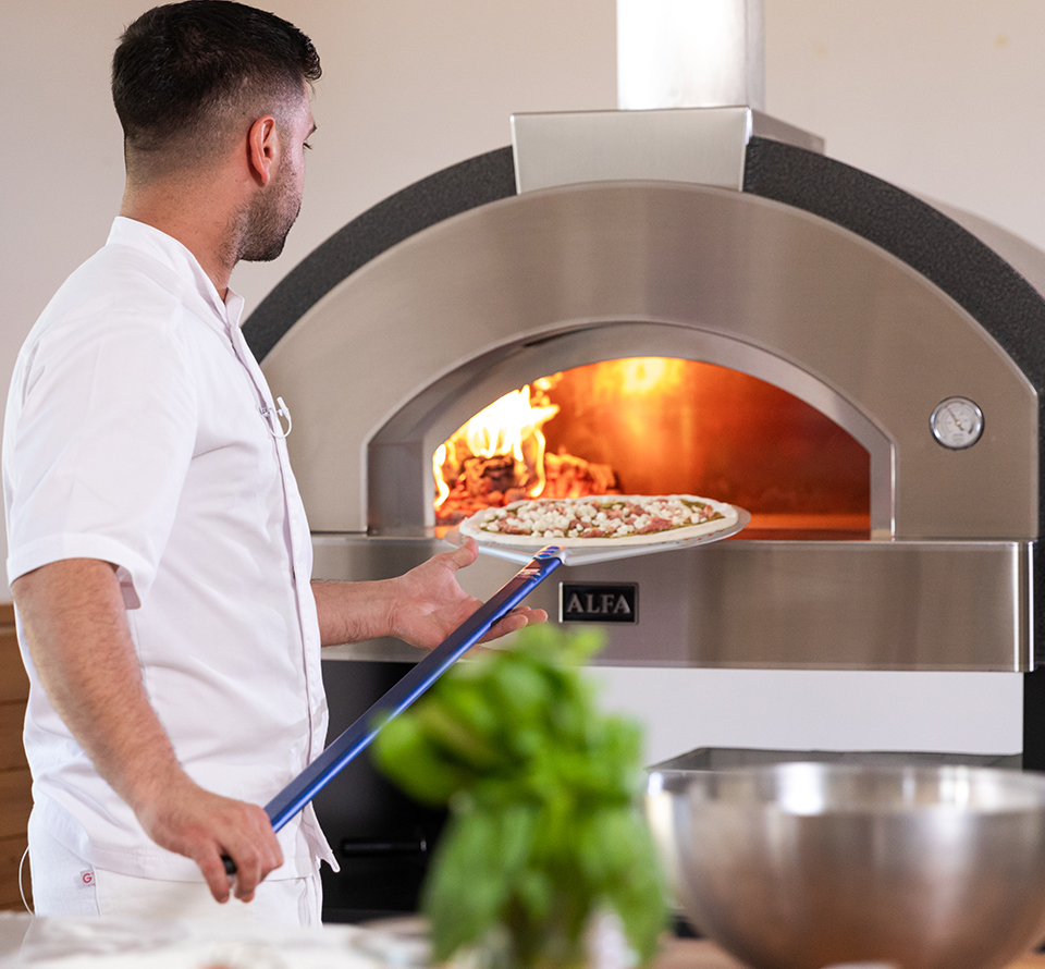 Domestic and commercial Pizza ovens | Alfa Forni